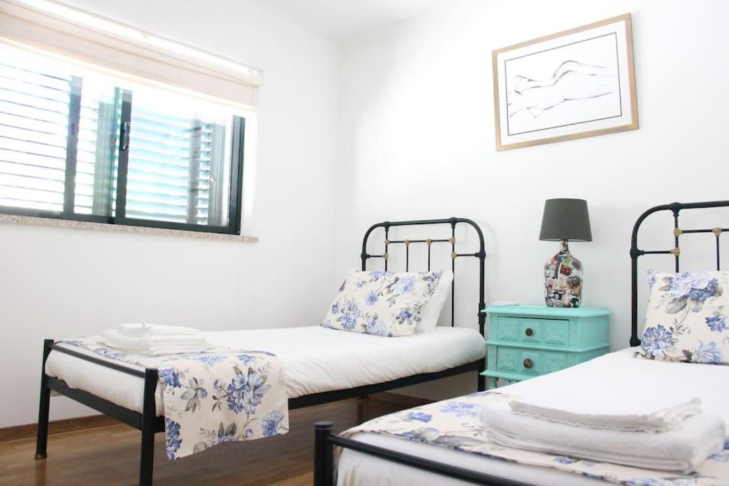 Casa Quelha Da Presa Villa เอสปีโญ ภายนอก รูปภาพ